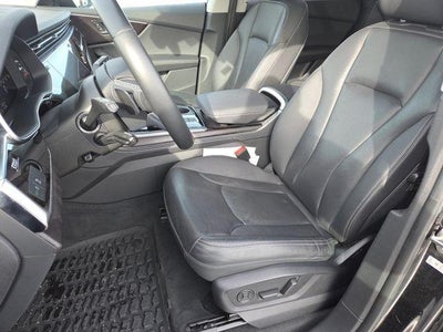 2023 Audi Q8 55 Premium Plus