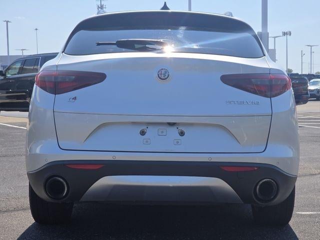 2018 Alfa Romeo Stelvio Base