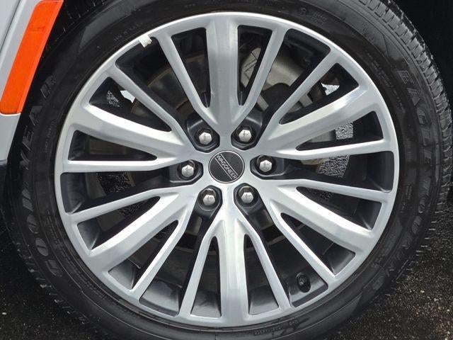 2024 Jeep Grand Wagoneer L Series III