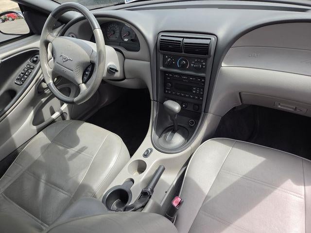 2003 Ford Mustang V6