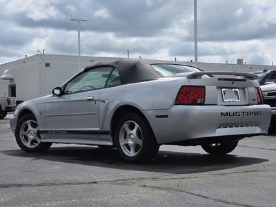 2003 Ford Mustang V6