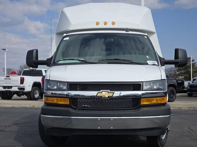 2025 Chevrolet Express Cutaway 3500 Work Van