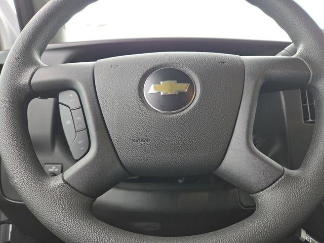 2025 Chevrolet Express Cutaway 3500 Work Van