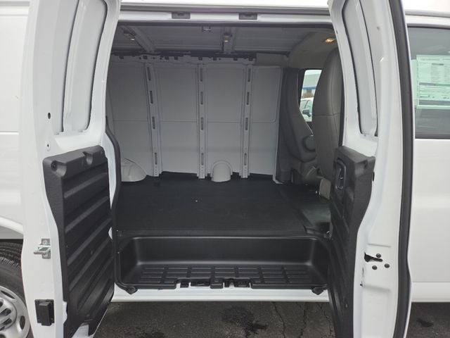 2025 Chevrolet Express Cargo 2500 Work Van