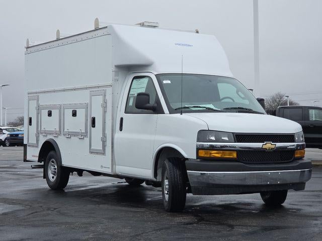 2026 Chevrolet Express Cutaway 3500 Work Van