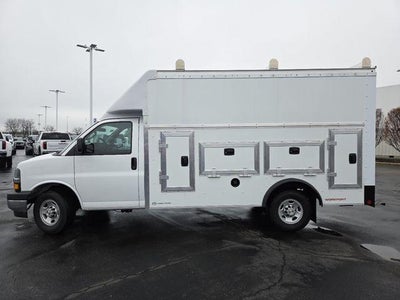2026 Chevrolet Express Cutaway 3500 Work Van