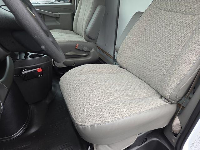 2026 Chevrolet Express Cutaway 3500 Work Van