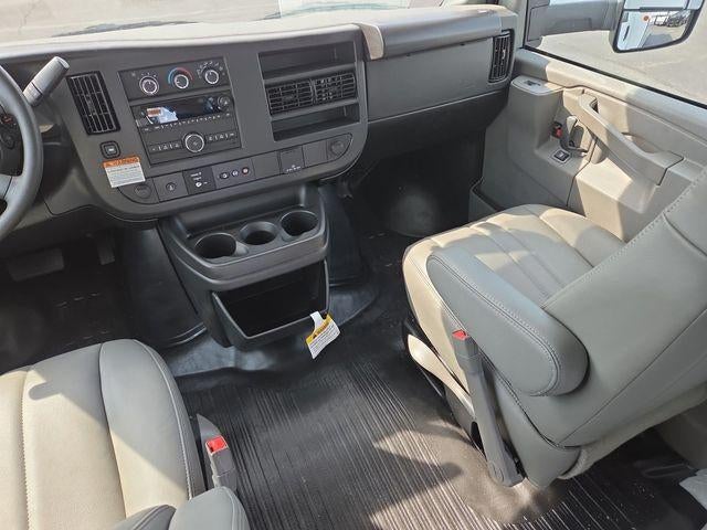 2025 Chevrolet Express Cutaway 3500 Work Van