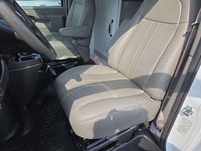 2025 Chevrolet Express Cutaway 3500 Work Van