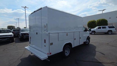 2025 Chevrolet Express Cutaway 3500 Work Van