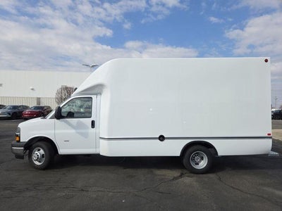 2025 Chevrolet Express Cutaway 3500 Work Van