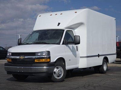 2025 Chevrolet Express Cutaway 3500 Work Van
