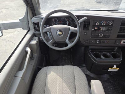 2025 Chevrolet Express Cutaway 3500 Work Van