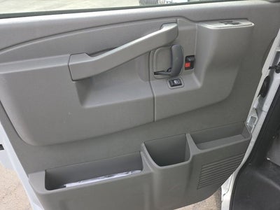 2025 Chevrolet Express Cutaway 3500 Work Van