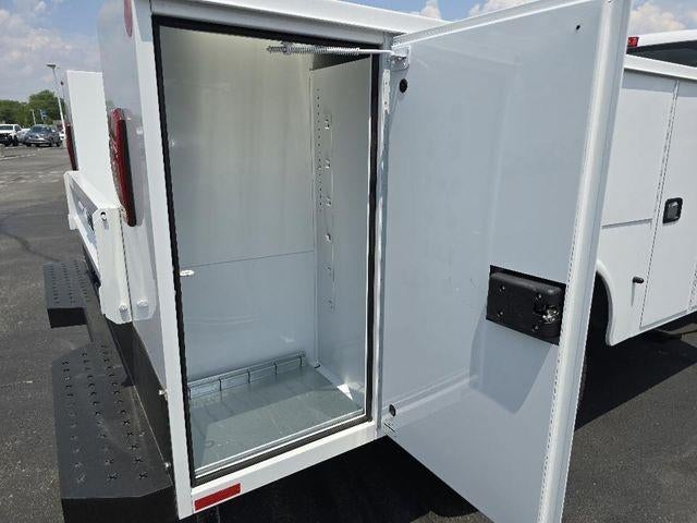 2024 Chevrolet Silverado 5500 HD Work Truck