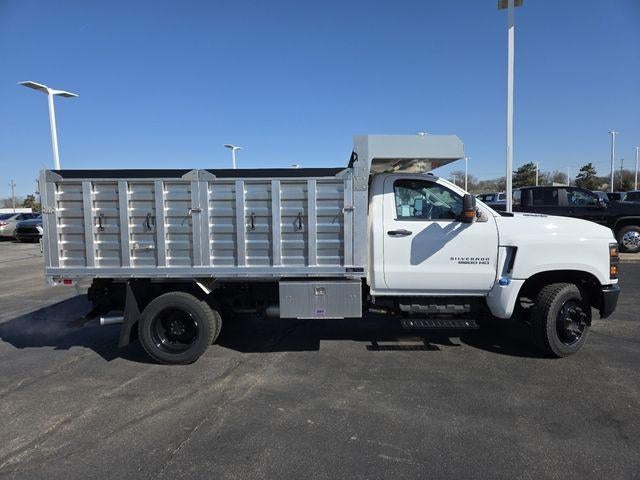 2024 Chevrolet Silverado 6500 HD Work Truck