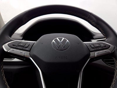 2022 Volkswagen Atlas 2.0T SE w/Technology