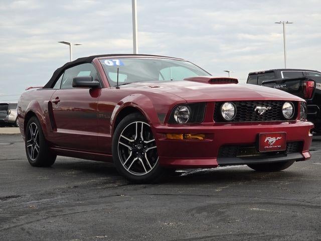 2007 Ford Mustang GT Deluxe