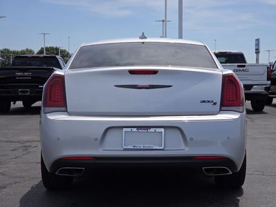2023 Chrysler 300 S