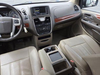 2015 Chrysler Town & Country Touring