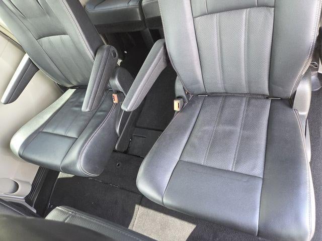 2015 Chrysler Town & Country Touring-L