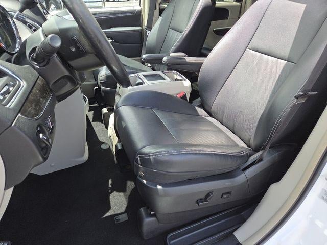 2015 Chrysler Town & Country Touring-L