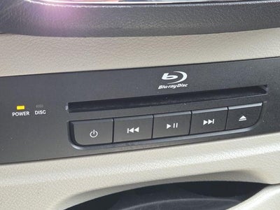 2015 Chrysler Town & Country Touring-L
