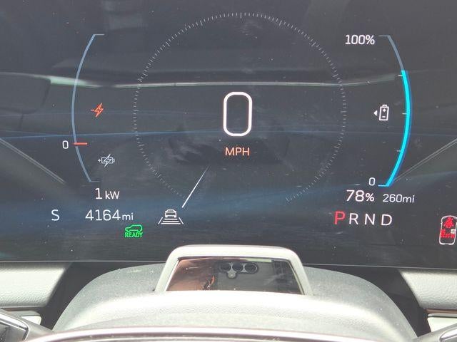 2025 Cadillac OPTIQ Luxury