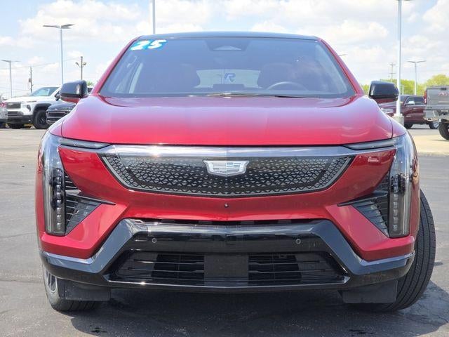 2025 Cadillac OPTIQ Sport 2