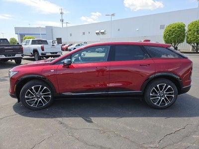 2025 Cadillac OPTIQ Sport 2