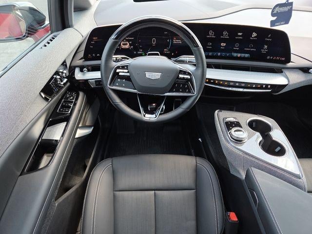 2025 Cadillac OPTIQ Sport 2