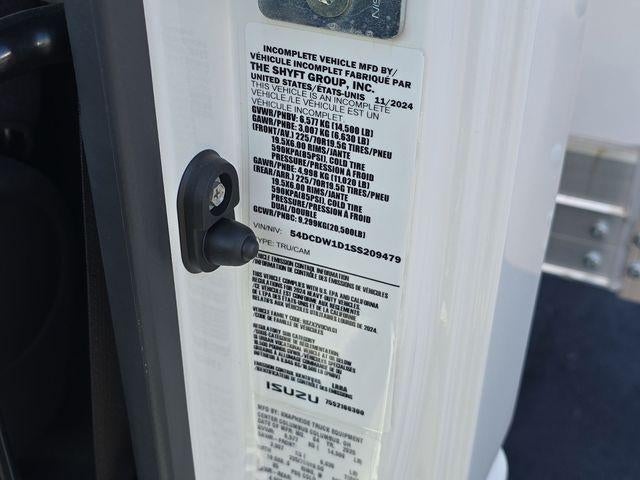 2025 Chevrolet Low Cab Forward 4500 HG Base