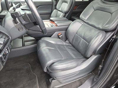 2024 Lincoln Navigator Premiere