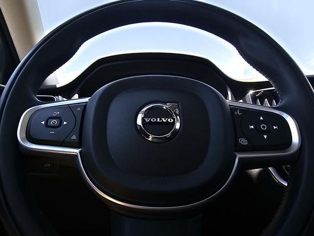 2022 Volvo S60 B5 Momentum