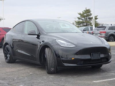 2023 Tesla Model Y Long Range