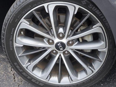 2018 Kia Cadenza Technology