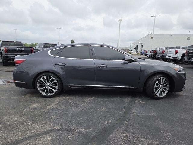 2018 Kia Cadenza Technology
