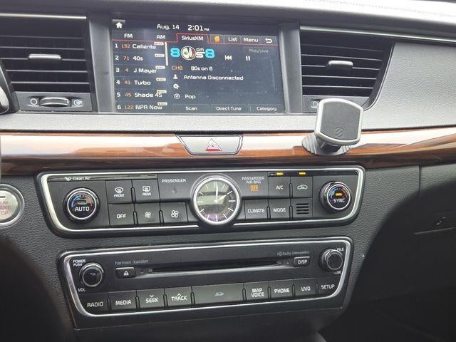 2018 Kia Cadenza Technology