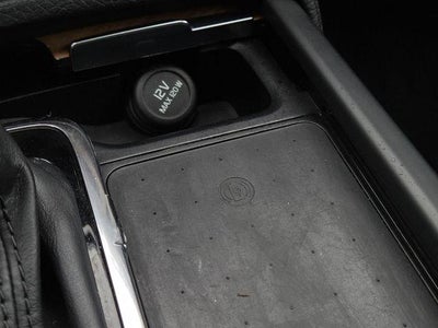 2021 Volvo XC90 T6 Momentum