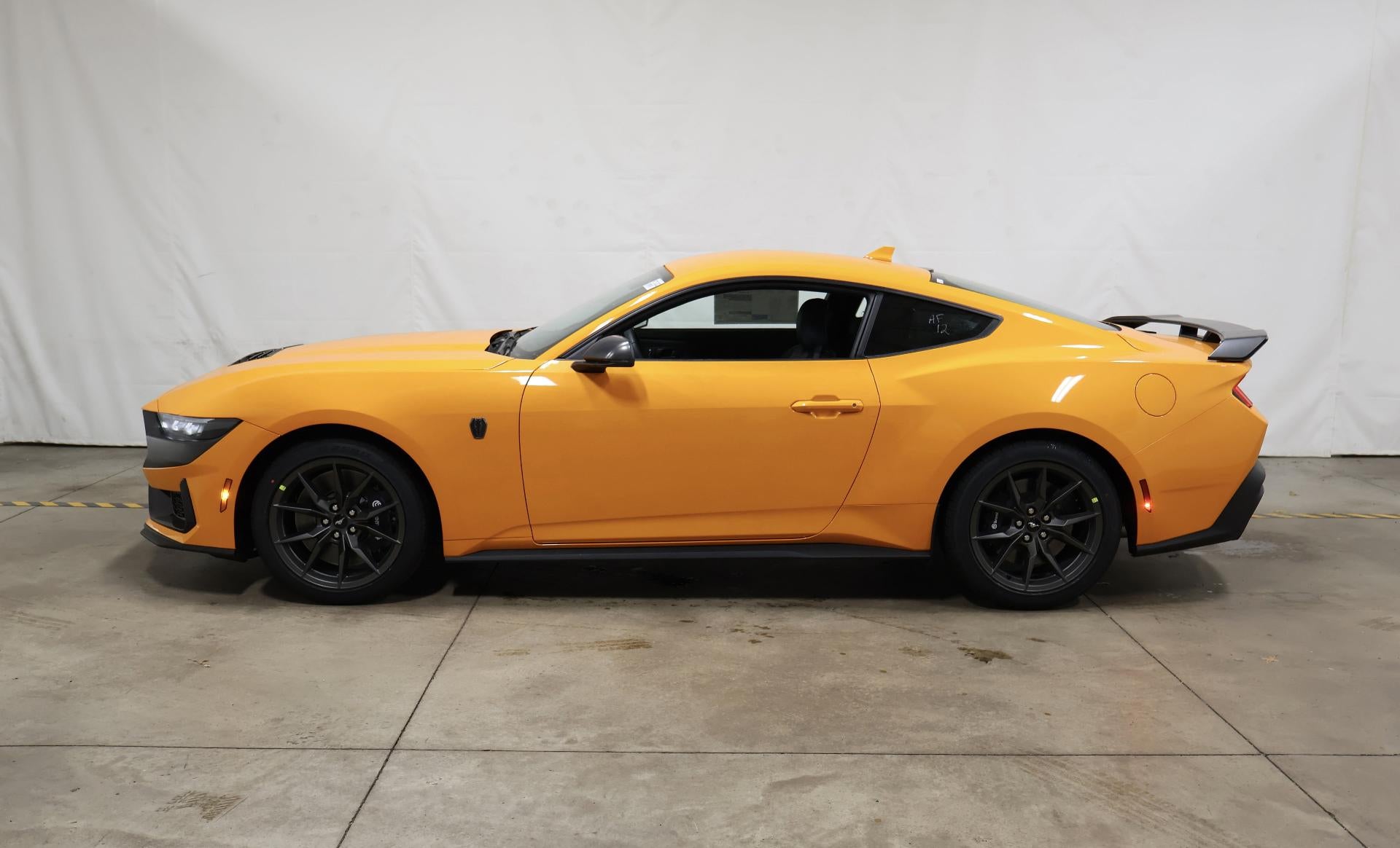 2026 Ford Mustang Dark Horse