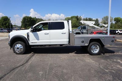 2026 Ford Super Duty F-550 DRW Lariat