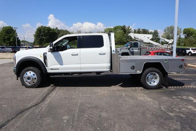 2026 Ford Super Duty F-550 DRW Lariat