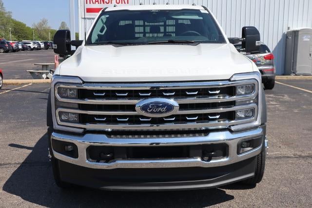 2026 Ford Super Duty F-550 DRW Lariat