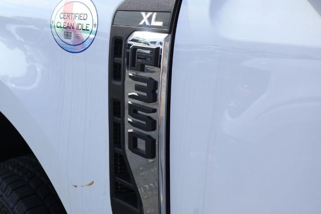 2026 Ford Super Duty F-350 DRW XL