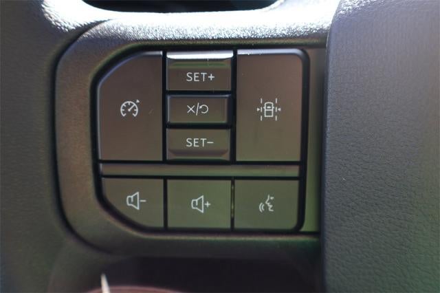 2025 Ford Super Duty F-350 DRW XL