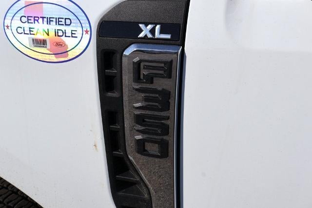 2026 Ford Super Duty F-350 DRW XL