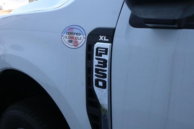 2026 Ford Super Duty F-350 DRW XL