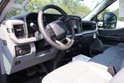 2026 Ford Super Duty F-550 DRW XL