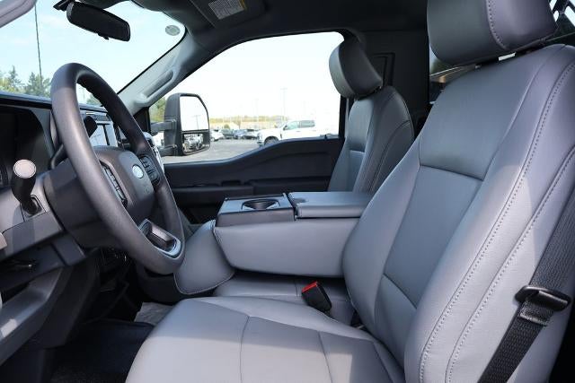 2026 Ford Super Duty F-550 DRW XL