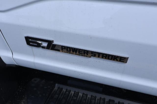 2026 Ford Super Duty F-550 DRW XL